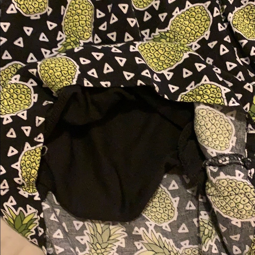 pineapple romper - Picture 2 of 4